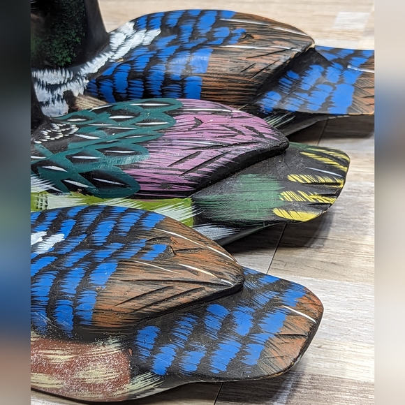 3 Wooden Carved Hand Painted Ducks - Picture 13 of 13